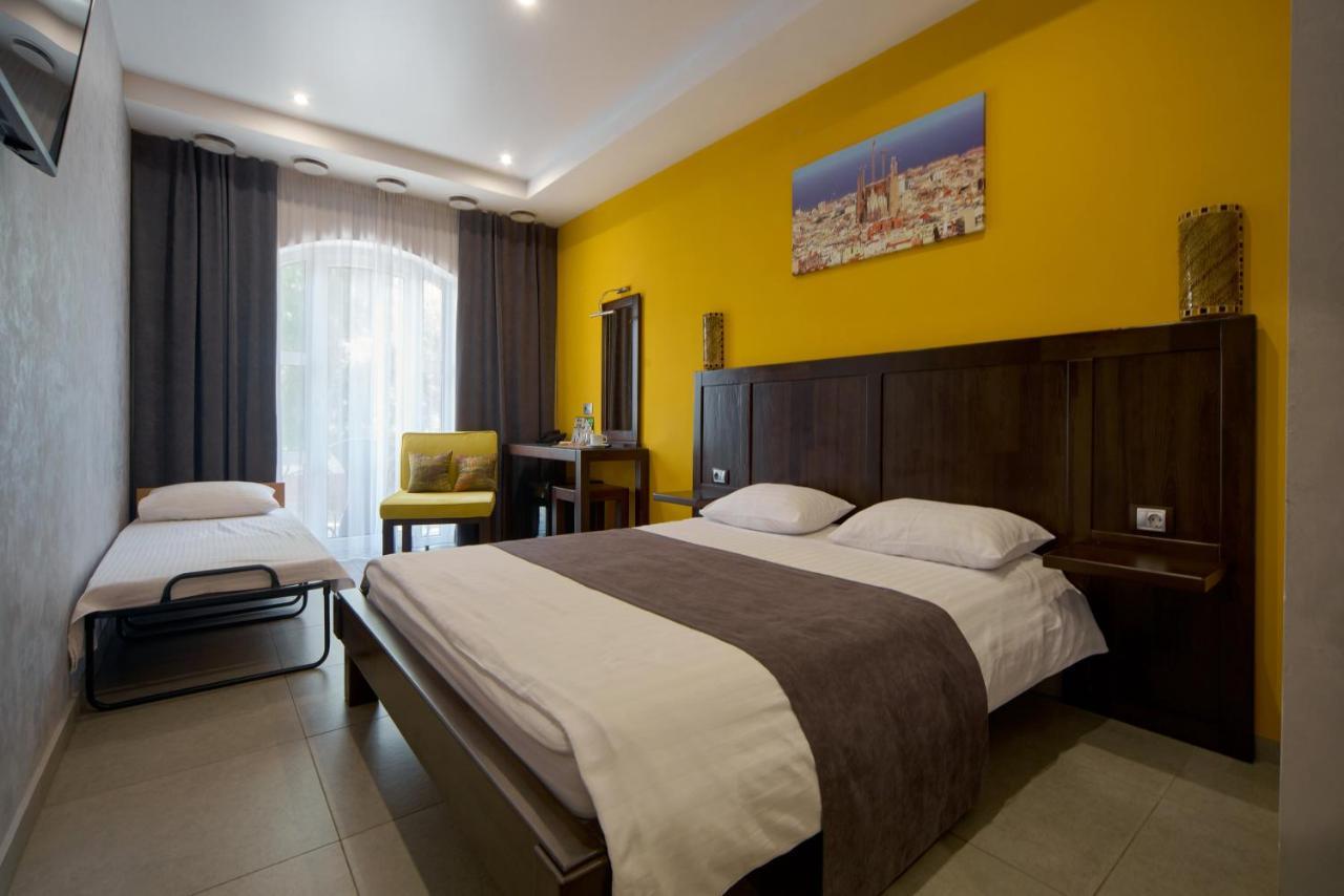 Gaudi Stylish Hotel Odessa Exterior foto