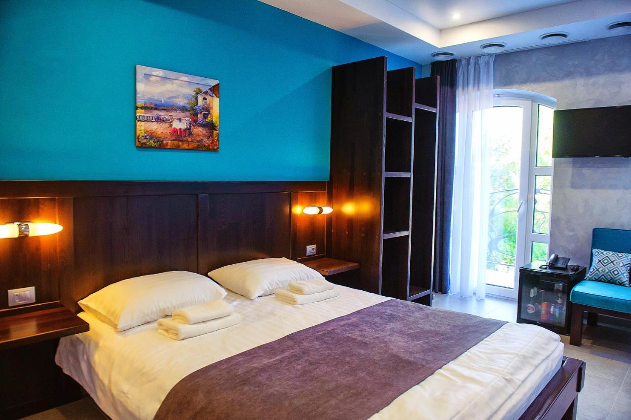 Gaudi Stylish Hotel Odessa Exterior foto