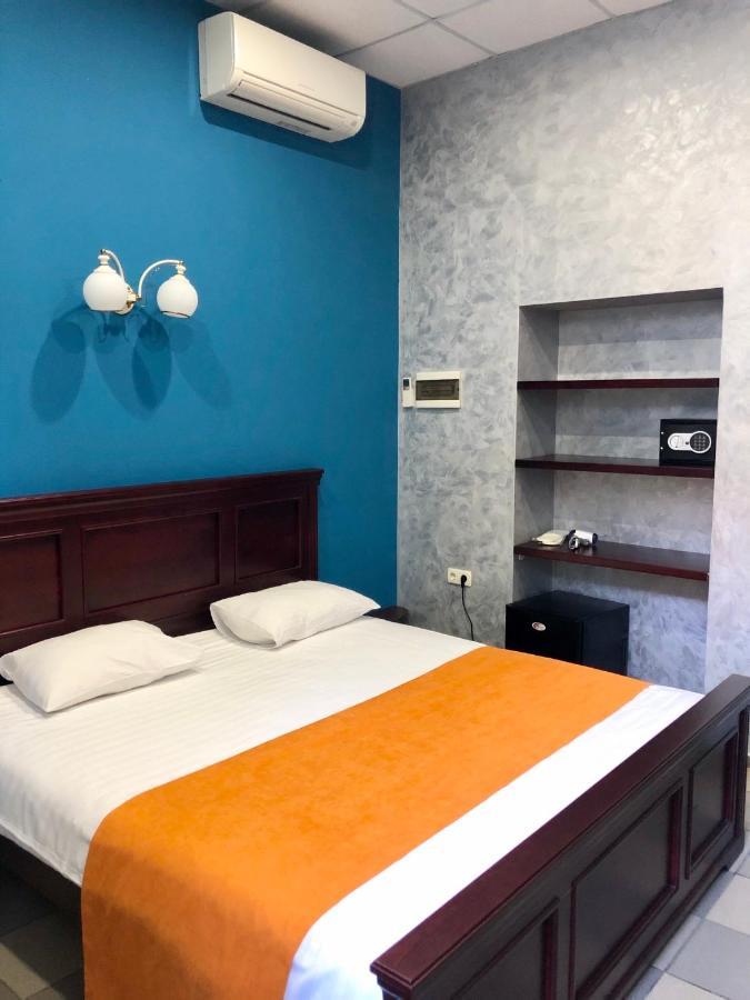 Gaudi Stylish Hotel Odessa Exterior foto